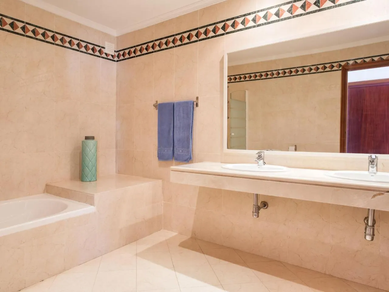 Holiday Home V2 Garrão 650m from the beach Quinta do Lago
